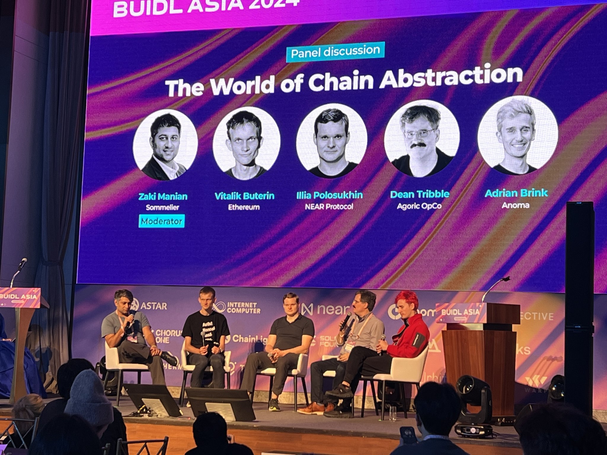 chain abstraction panel with vitalik